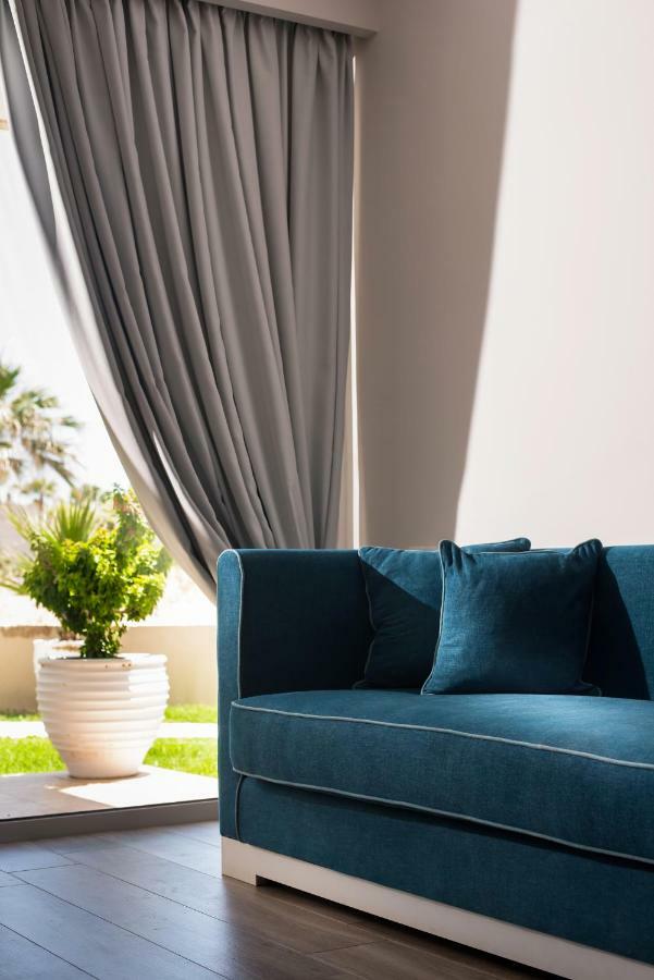 Ammos Boutique & Hotel 3*